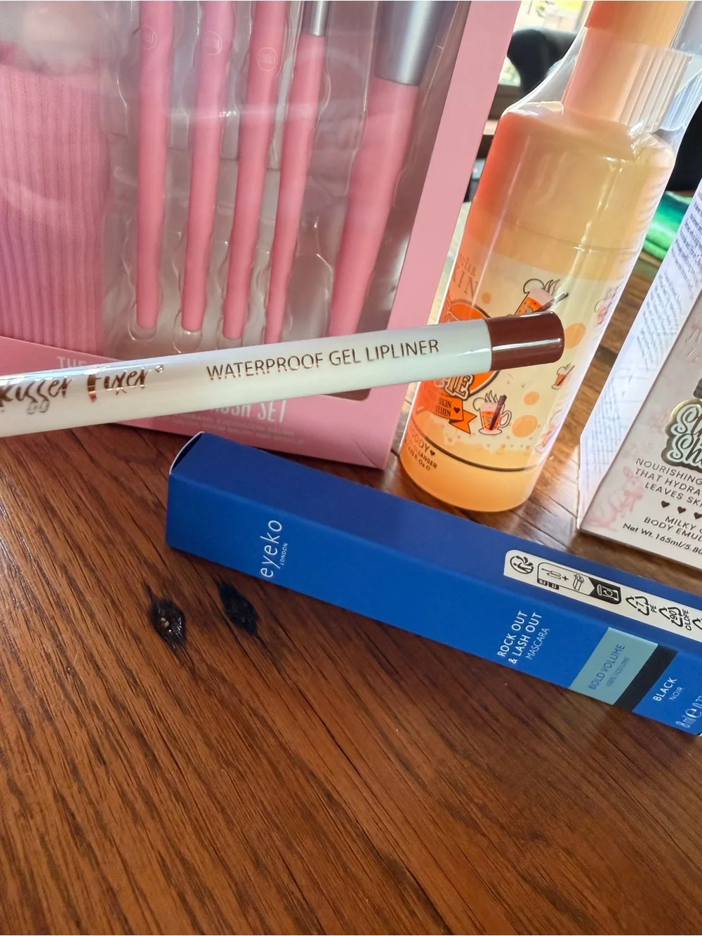 P Louise Skincare Bundle Lot  The Crème Shop Eyeko Belle Beauty P.Louise Makeup